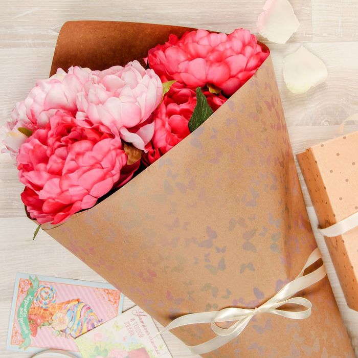 Бумага упаковочная крафт «Порхающие бабочки», 50 х 70 см