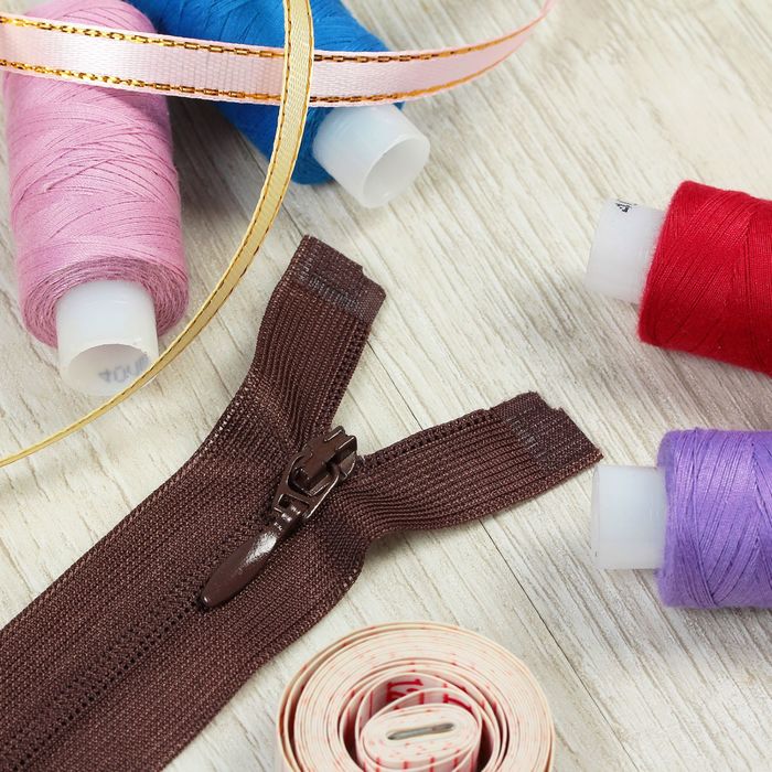 Молния "Спираль", №3, разъёмная, плательная, 20см, цвет шоколадный