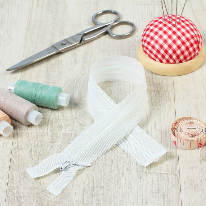 Молния "Спираль", №3, разъёмная, 35см, цвет белый