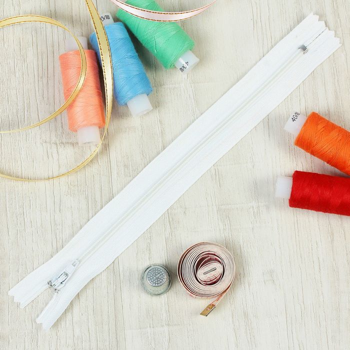 Молния "Спираль", №3, неразъёмная, со шнуром, 20см, цвет белый