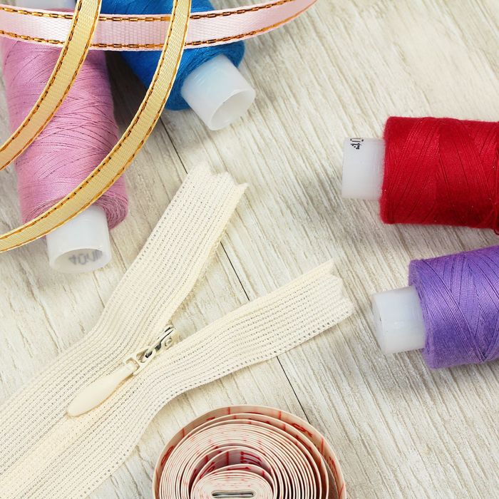 Молния "Спираль", №3, неразъёмная, потайная, 18см, цвет кремовый