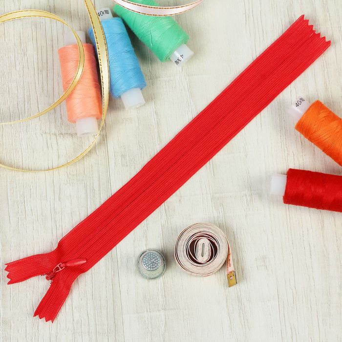 Молния "Спираль", №3, неразъёмная, потайная, 20см, цвет красный