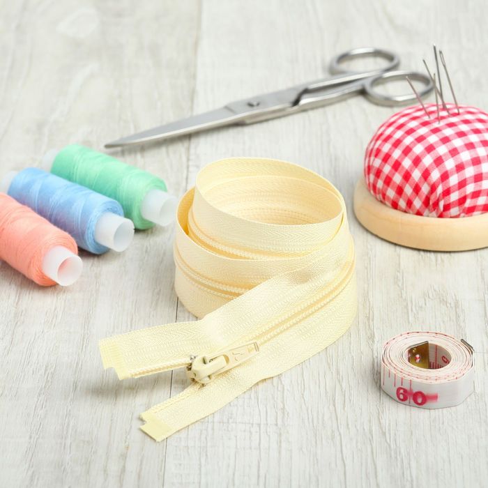 Молния "Спираль", №5, разъёмная, 60см, цвет кремовый