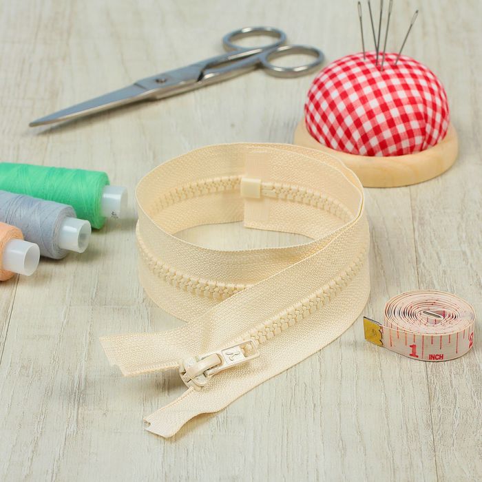 Молния "Трактор", №5, разъёмная, 45см, цвет кремовый