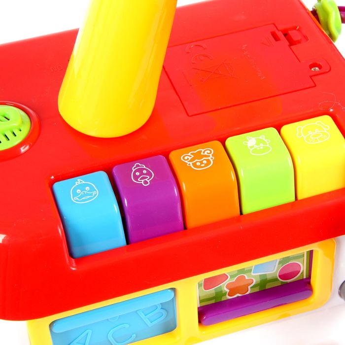 Каталка «Паровозик» с развивающими элементами и звуковыми эффектами