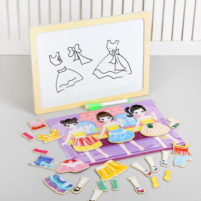 Конструктор магнитный "Одень принцессу", в комплекте маркер ,цветная подложка