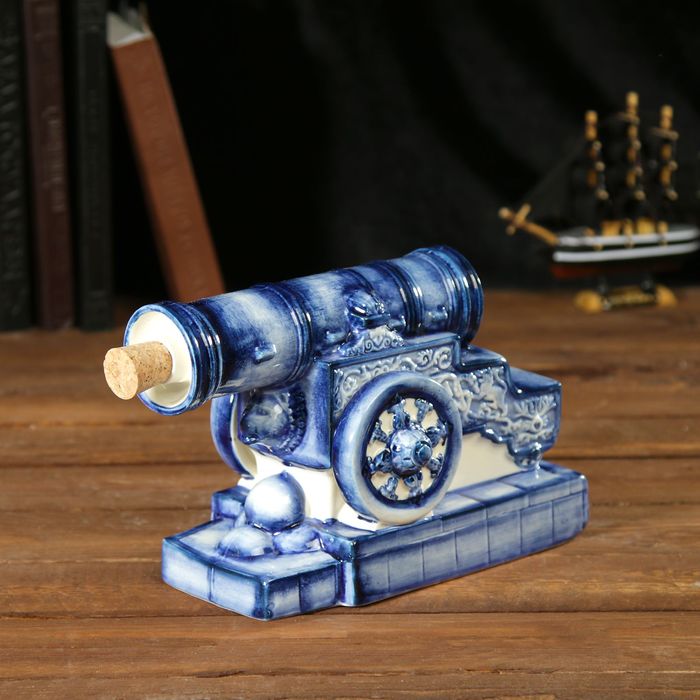 Штоф сувенирный фарфор "Пушка" 700 мл кобальт 14х10х25 см