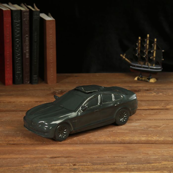 Штоф сувенирный фарфор "Автомобиль BMW" 750 мл 9х10х26 см