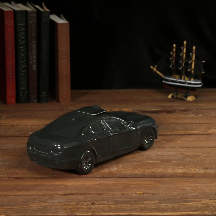 Штоф сувенирный фарфор "Автомобиль BMW" 750 мл 9х10х26 см