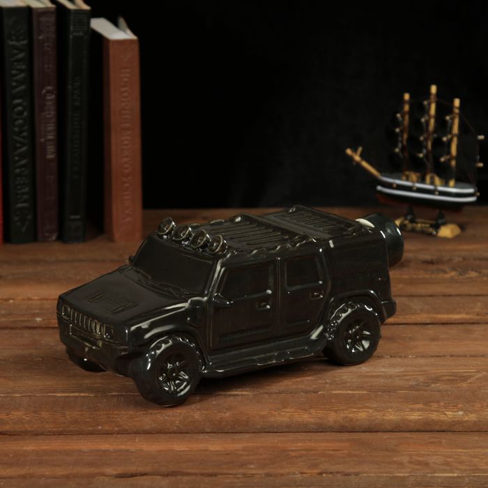 Штоф сувенирный фарфор "Автомобиль Хаммер" 500 мл 11х13х26 см