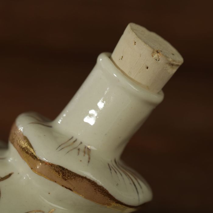 Мини-штоф фарфор "Ежик" 50 мл белый