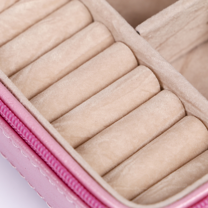 Шкатулка кожзам для украшений квадрат "Леденец на розовом" 5х10,5х10,5 см