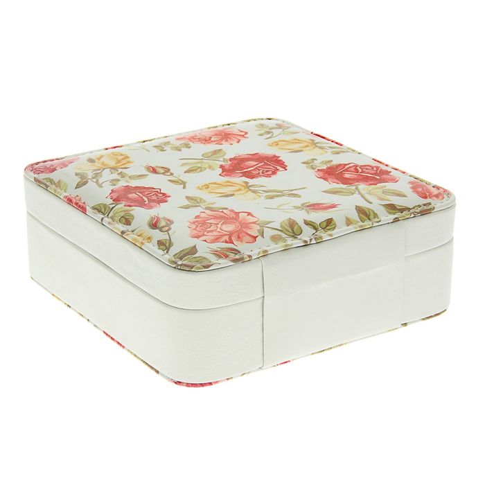 Шкатулка кожзам для украшений "Розы" 6,5х18х18 см