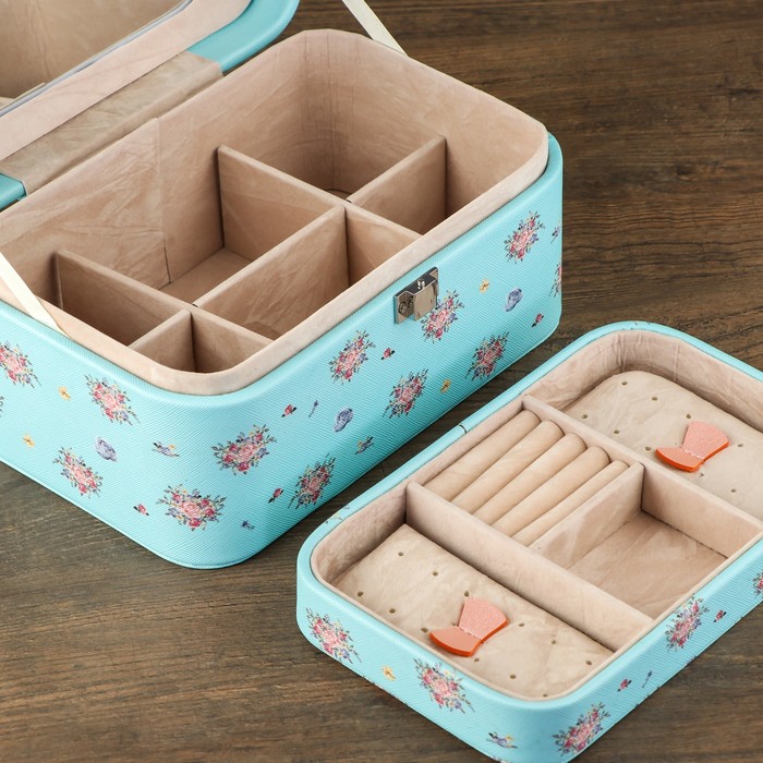 Шкатулка кожзам для украшений "Розы на нежно-голубом" 11х22х14,5 см