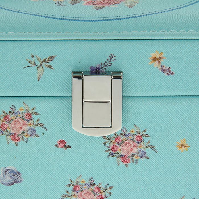 Шкатулка кожзам для украшений "Розы на нежно-голубом" 11х22х14,5 см