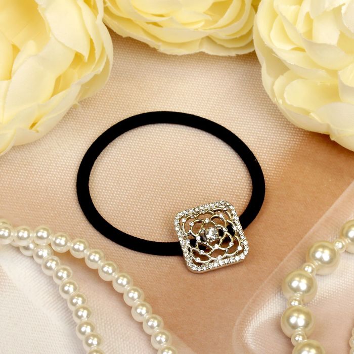 Резинка для волос "Кружевное совершенство", роза