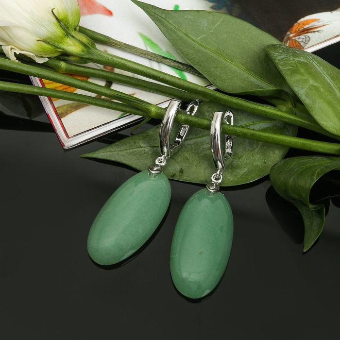 Серьги овал узкий "Нефрит"