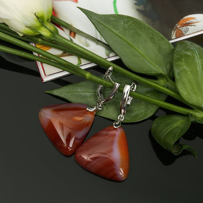 Серьги треугольник "Сердолик"