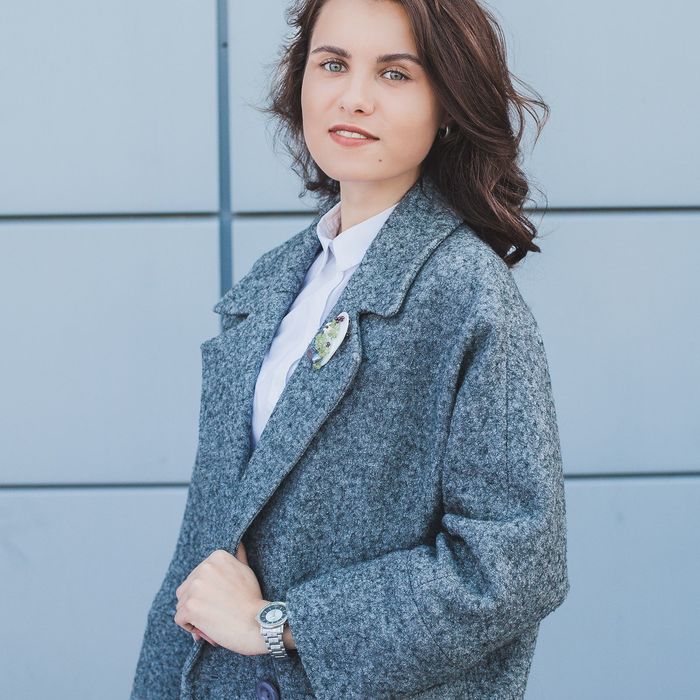 Брошь роскошь "МИКС камней" полянка