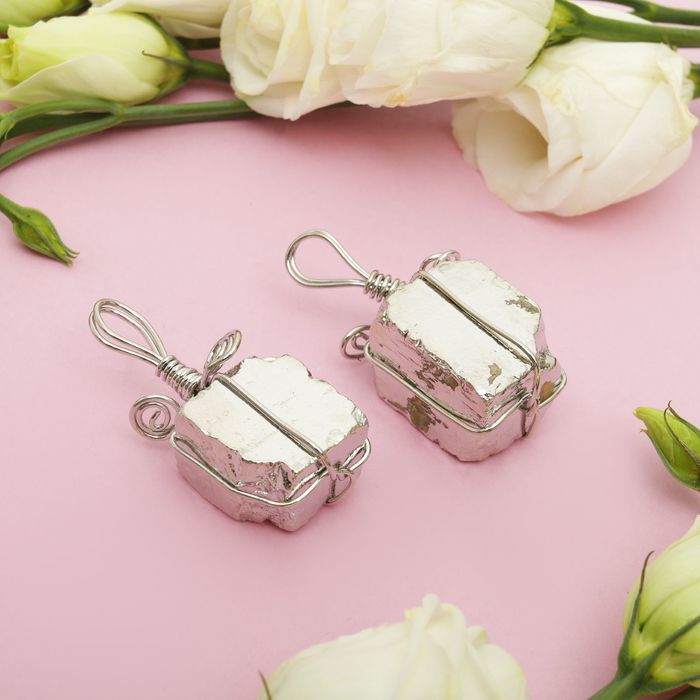 Подвеска "Пирит" в металле, цвет серебристый