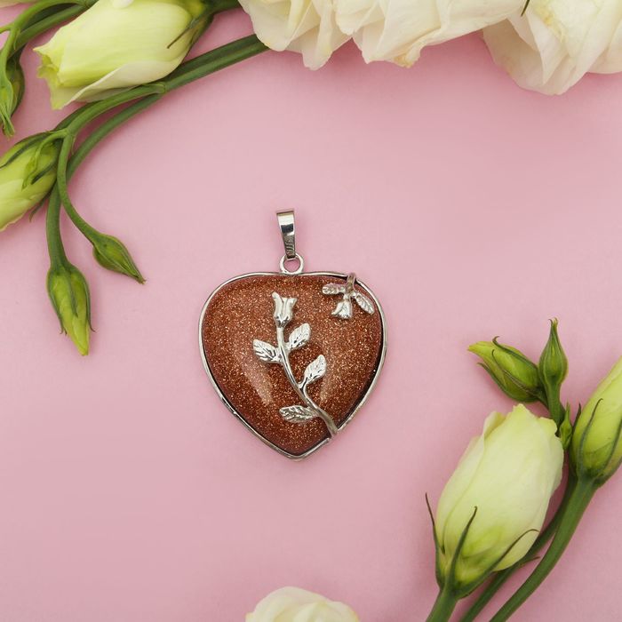 Подвеска сердце в цветочных оковах "Авантюрин коричневый"