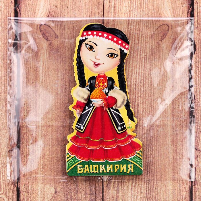Магнит деревянный «Башкирия. Девушка», 3,7 х 7,5 см