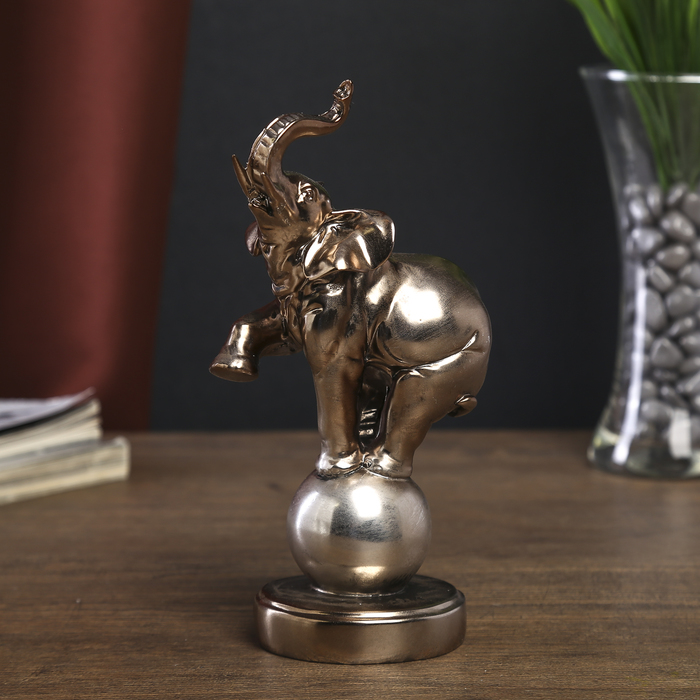 Сувенир "Слон на шаре" 19,5х12х7 см