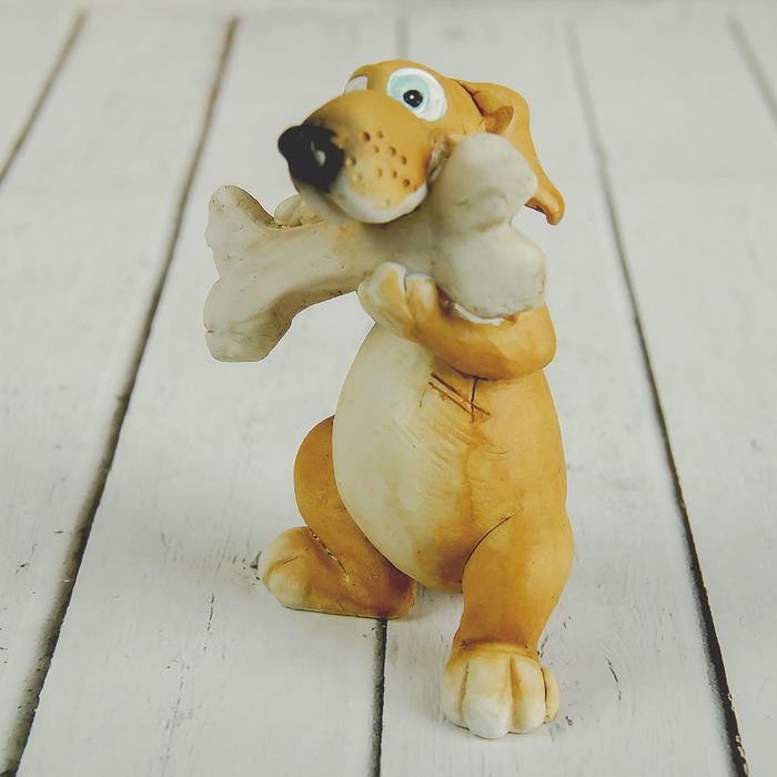 Сувенир "Барбос с сахарной косточкой" 6х7х8,5 см