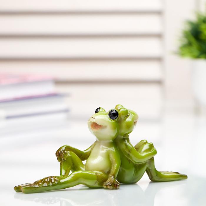 Сувенир "Лягушата свидание" 15,5х5х5,5 см