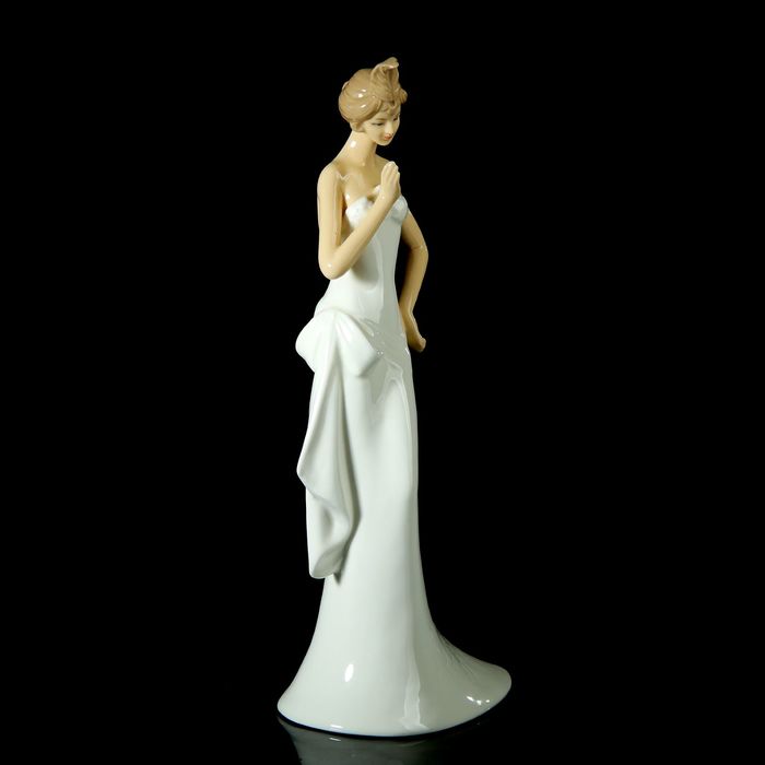 Сувенир "Обольстительница" 31,5х12,5х8,8 см