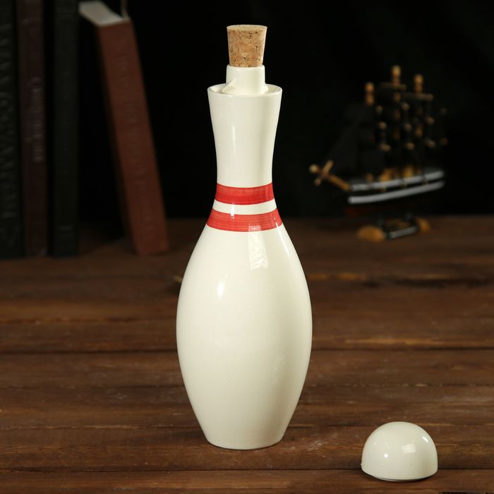 Штоф сувенирный фарфор "Кегля" 250 мл 23х8х8 см