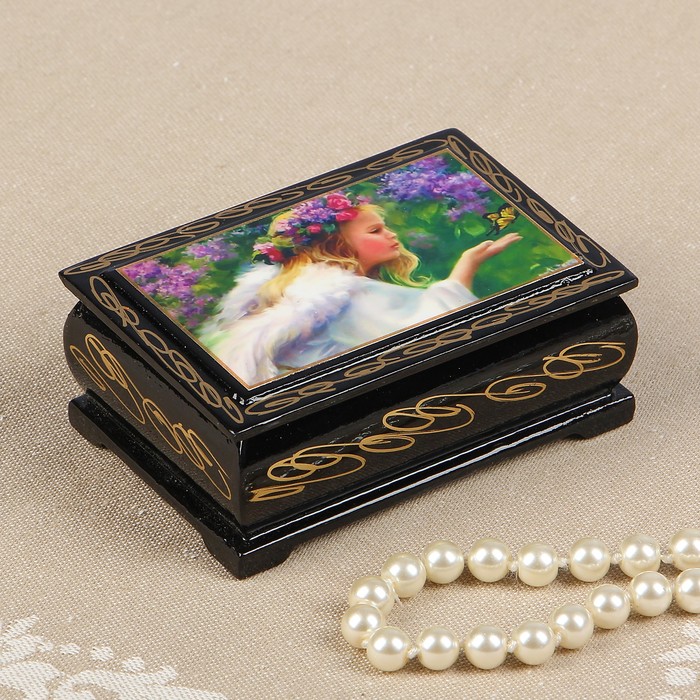 Шкатулка «Ангелок с бабочкой», 6×9 см, лаковая миниатюра