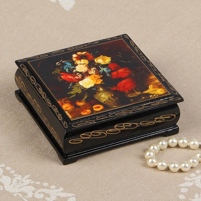 Шкатулка «Букет цветов у персиков», 10х10 см, лаковая миниатюра