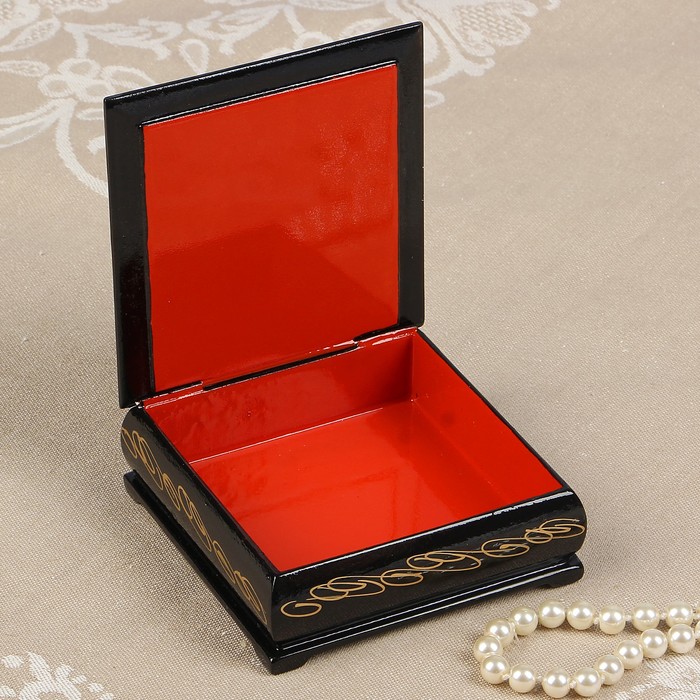 Шкатулка «Букет из роз и сирени», 10х10 см, лаковая миниатюра