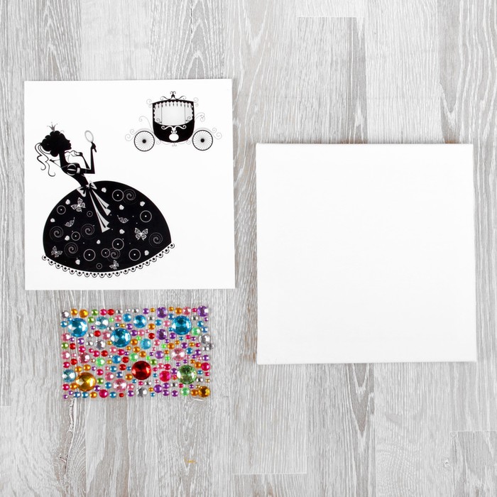 Аппликация наклейками и стразами на холсте "Принцесса и карета"