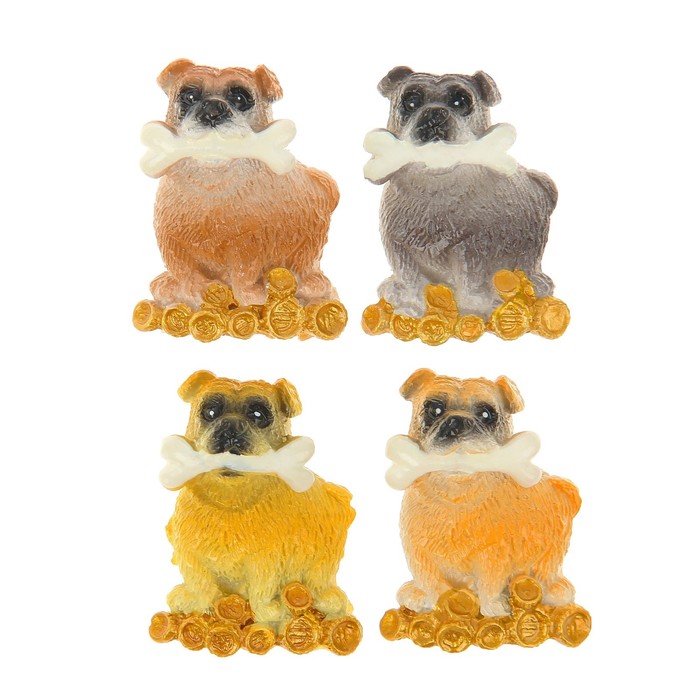 Магнит полистоун "Пёс на золотых монетах и с костью" МИКС 3х4 см