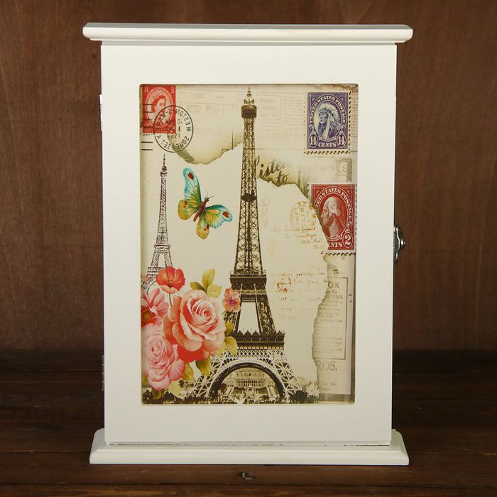 Ключница дерево белая "Эйфелева башня и пионы" 29,5х22х6 см