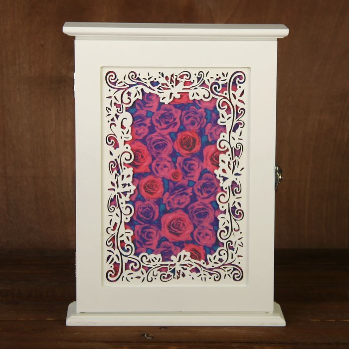 Ключница дерево ажурный растительный узор "Цветочный фон" 29,5х22х6 см