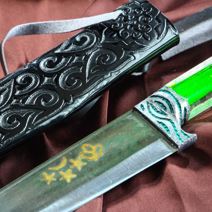 Корд Куруш средний, рукоять из оргстекла, гарда из олова, заточка от середины