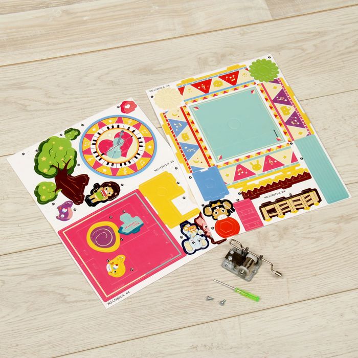 Набор для создания музыкальной коробочки "Зверятки"