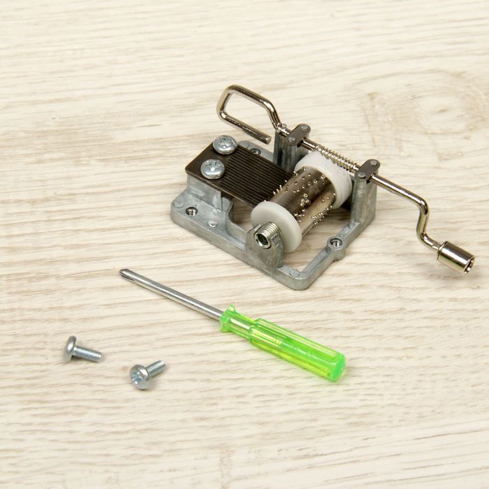 Набор для создания музыкальной коробочки "Зверятки"