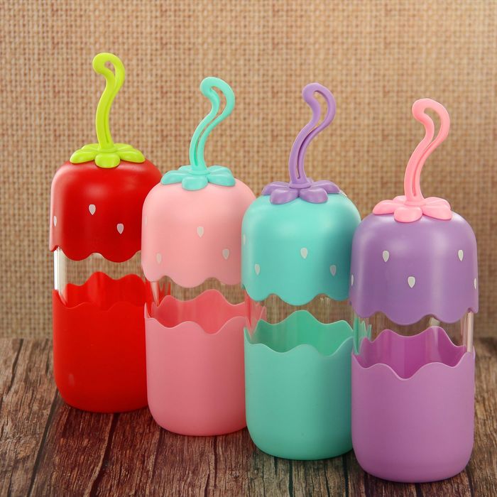 Бутылка 300 мл "Ягодка", цвета МИКС