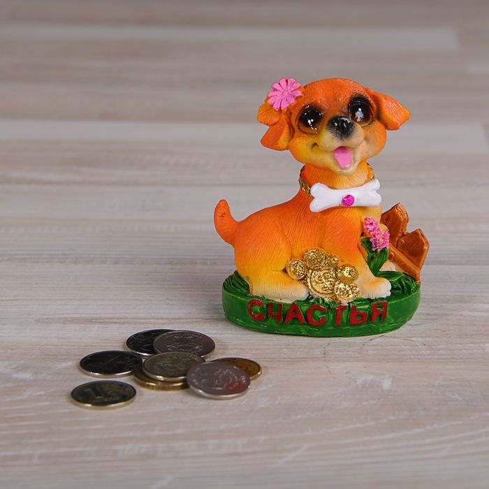 Сувенир полистоун "Собака на полянке с цветами и монетками" МИКС 9х7х5 см