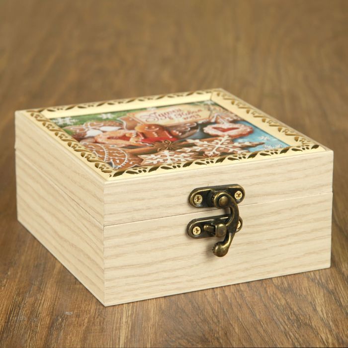 Шкатулка "Удачи в Новом году" выбеленный дуб 12х12х6,5 см