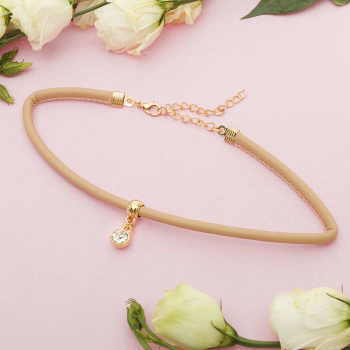 Чокер "Утончённость" капля, цвет бело-бежевый