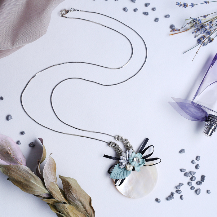 Кулон "Вдохновение" цветочный круг, цвет бело-зелёный, 80см