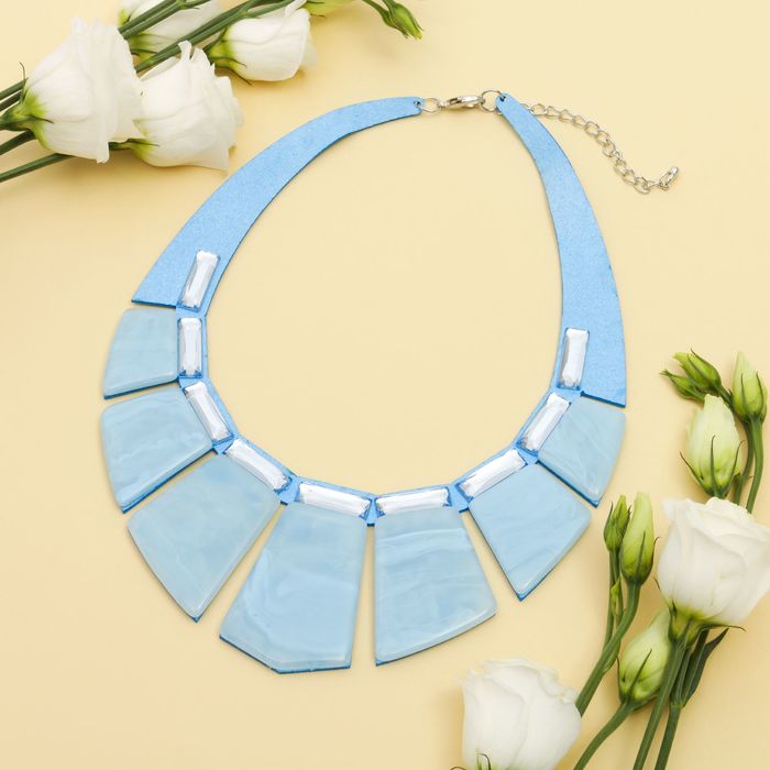 Колье "Стилистика" трапеция, цвет голубой