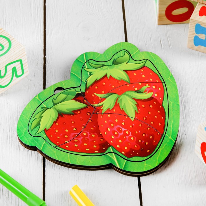 Пазл деревянный маленький "Клубничка"