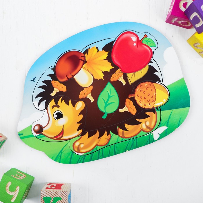 Рамка-вкладыш деревянная "Ёжик с грибами"