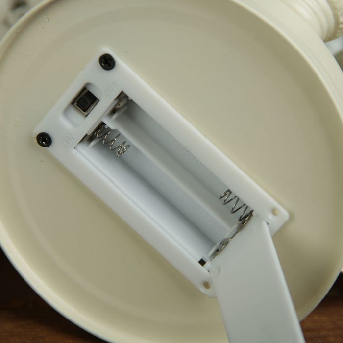 Сувенир металл "Керосиновая лампа" от батареек белая 28х15х11,5 см